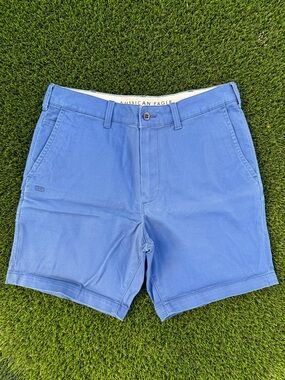 American Eagle Outfitters Men’s Light Blue Flat Front Chino Shorts